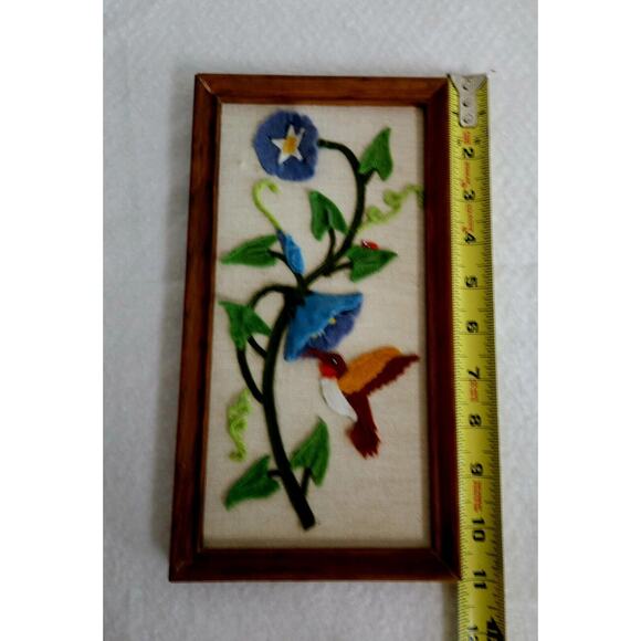 Vintage Felt Flower Art Blue Flower Green Leaves And Hummingbird 10.76 X 5.75" - Picture 4 of 4